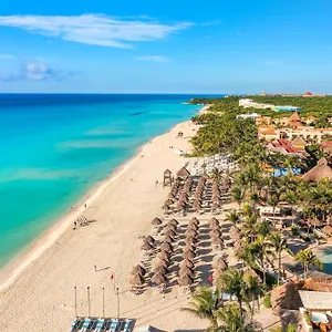 https://iberostar-waves-tucan.quintano-roohotels.com